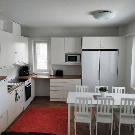 Majesteetti Apartments โรวานิเอมิ ภายนอก รูปภาพ