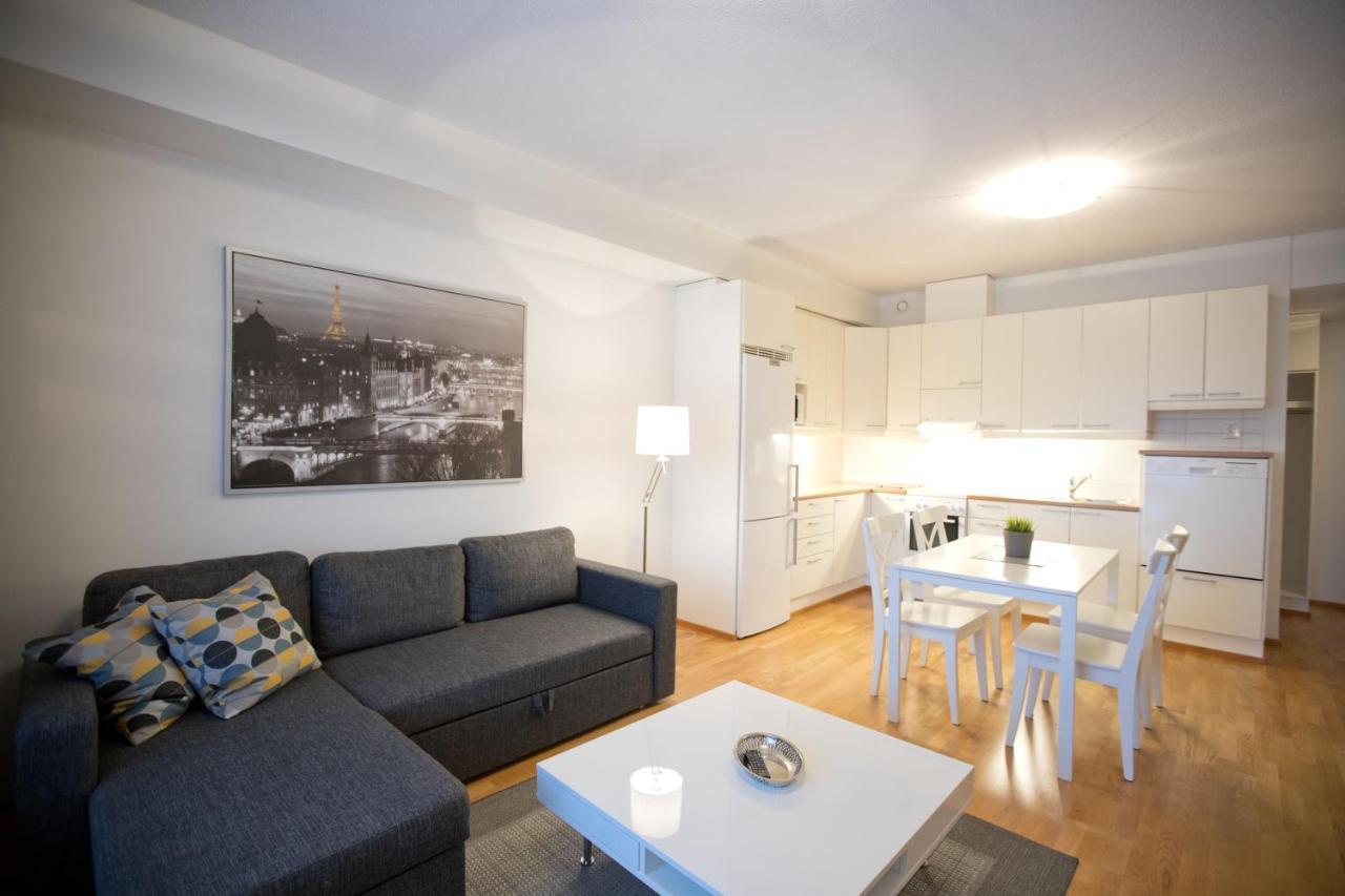 Majesteetti Apartments โรวานิเอมิ ภายนอก รูปภาพ